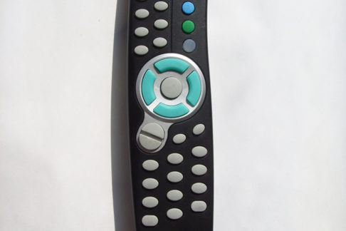 20060916_deSigned_Remotecontrol2_klein